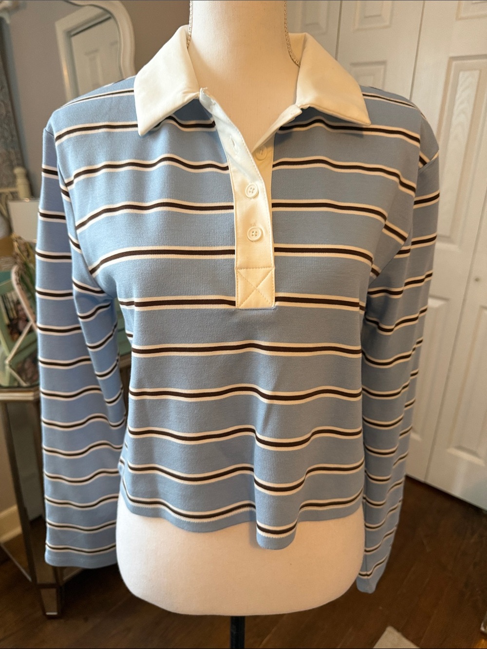 BAILEY / 44 Striped Long-Sleeve Cropped Polo Light Blue & White Fab! Small ❤️